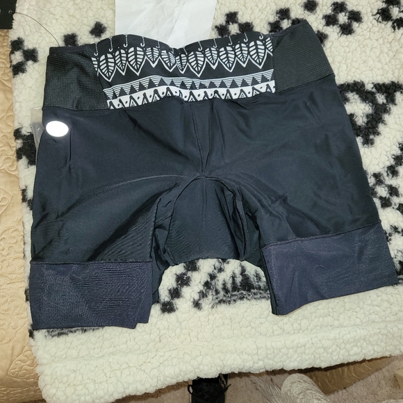 Zoot Graffiti Tri Shorts 2XL NWT - Picture 3 of 4